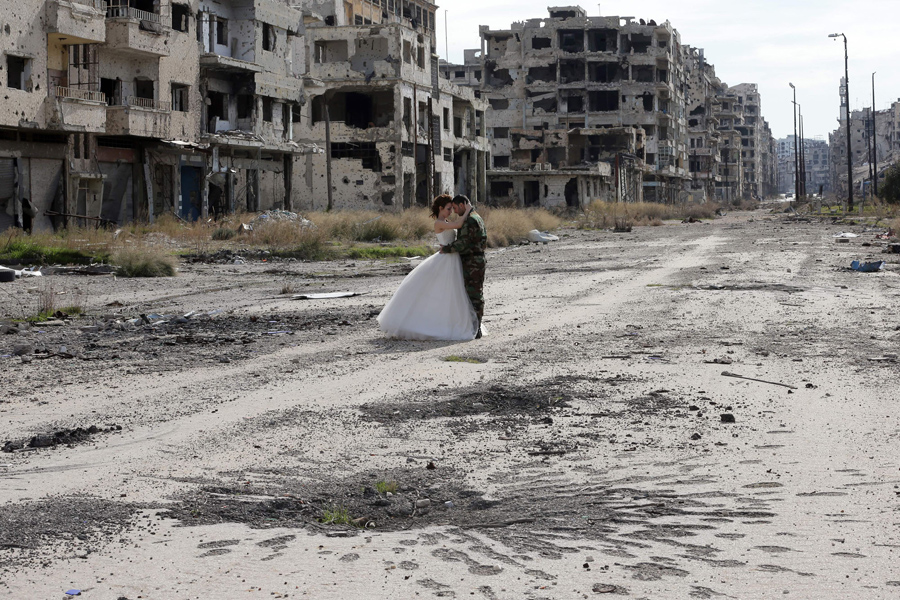 война в Сирии, свадебная фотография, руины города, фото № 7
