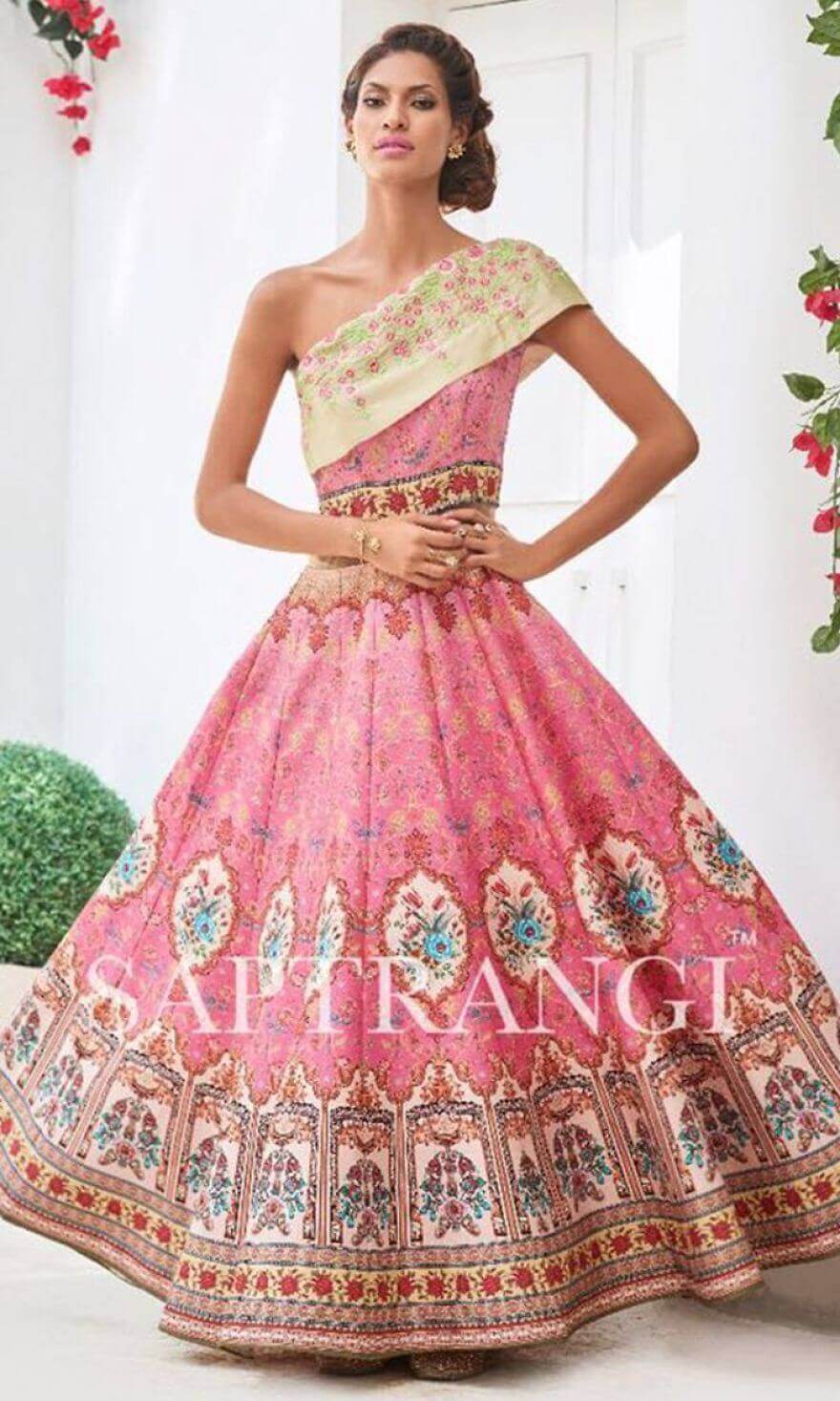 Розовое платье для свадебного торжества