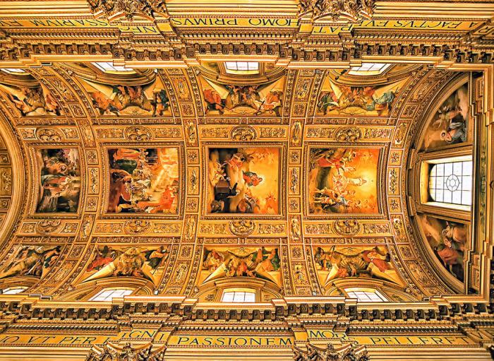 Удивительно красивые детали и творчество на потолках церквей Рима