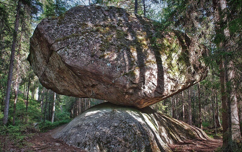 Камень Куммакиви. Финляндия