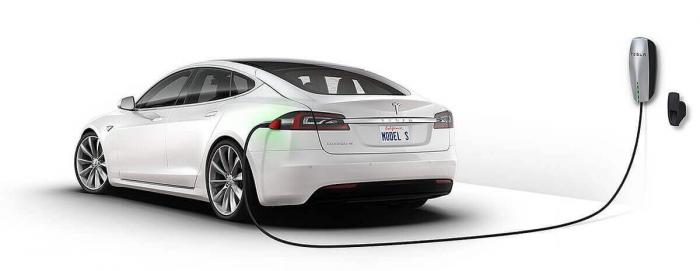Модельный ряд и возможности электромобилей от Тесла