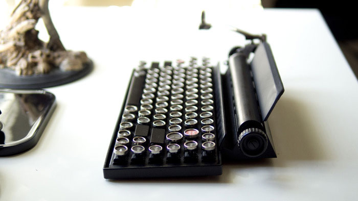 Как превратить винтажную пишущую машинку в клавиатуру. Фото № 5