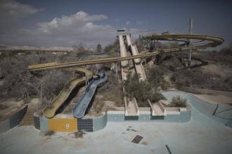 О снижении уровня воды в Мертвом Море в фотографиях