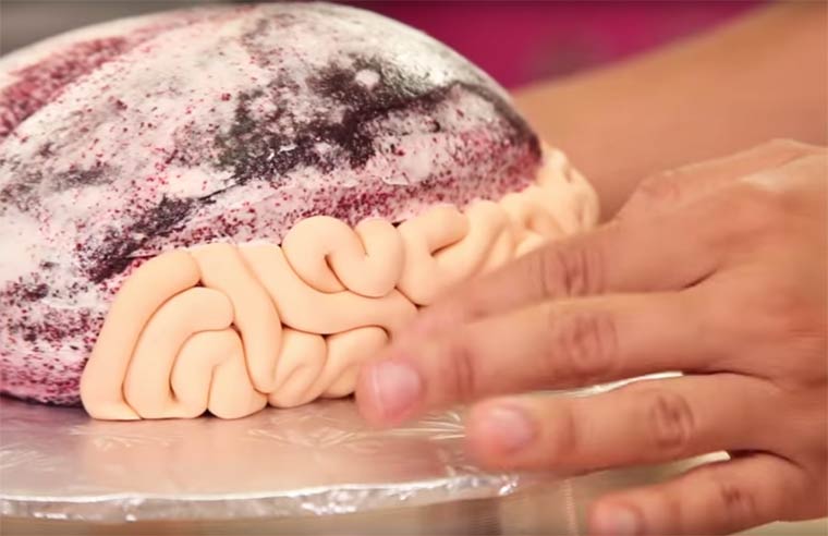 Торт в стиле Ходячие Мертвецы, торт в виде мозга-4
