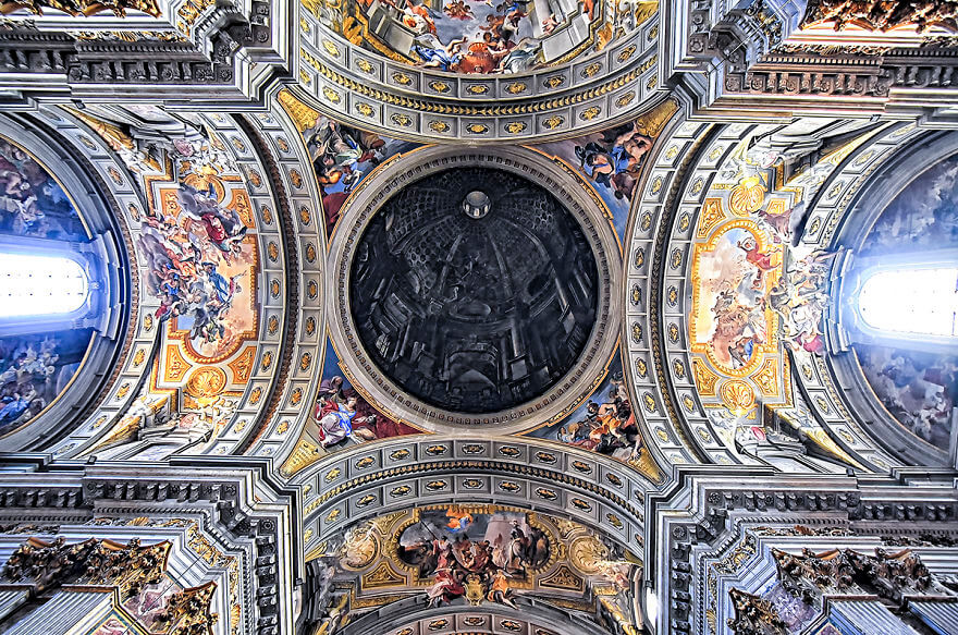 Красота потолков церквей Рима. Фото № 11
