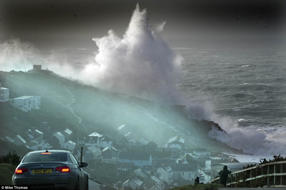 шторм в Великобритании, ураган, Корниш, фото № 12