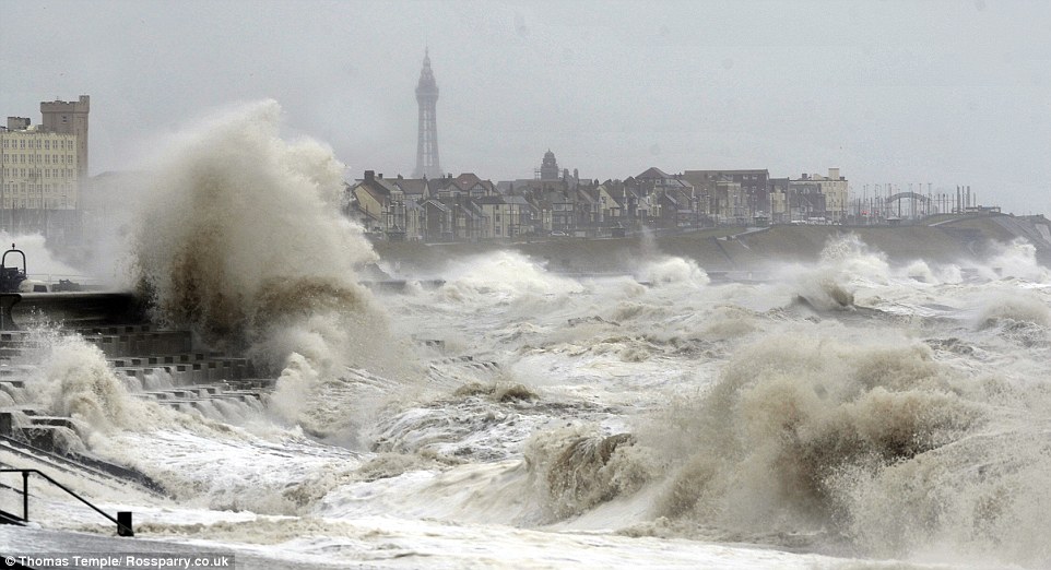 шторм в Великобритании, ураган, Корниш, фото № 6