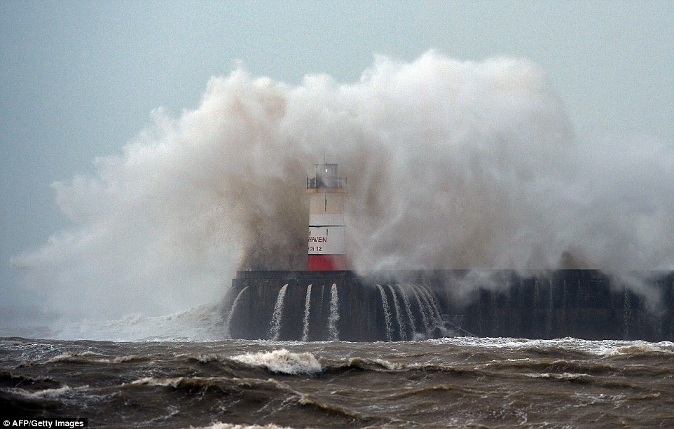 шторм в Великобритании, ураган, Корниш, фото № 8