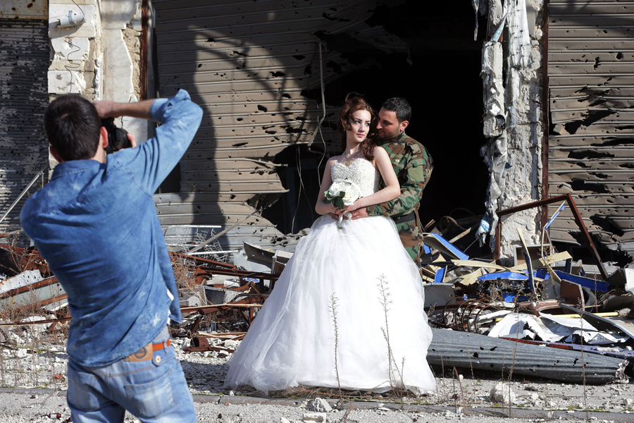 война в Сирии, свадебная фотография, руины города, фото № 6