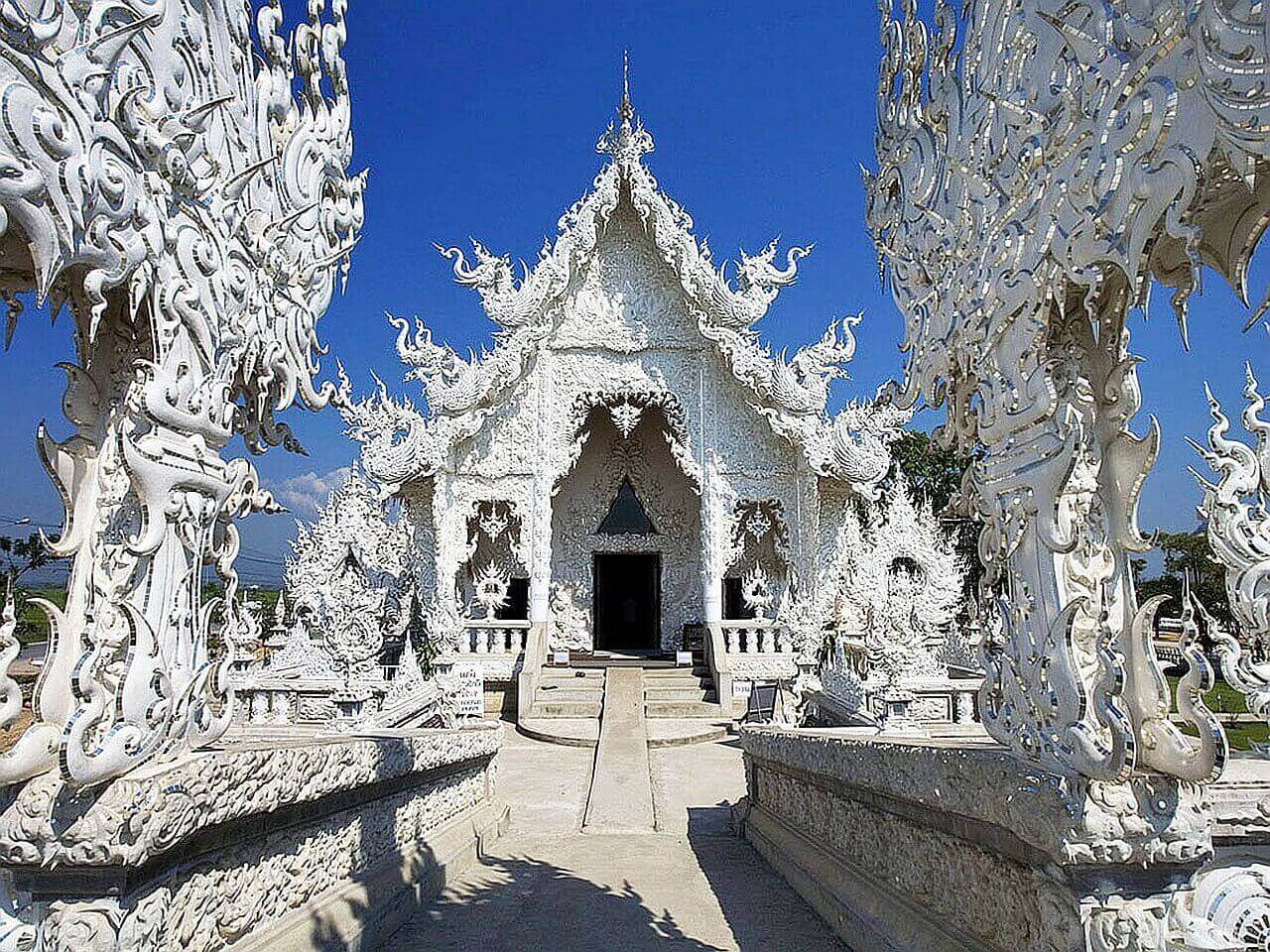 Белый храм Ват Ронг Кхун