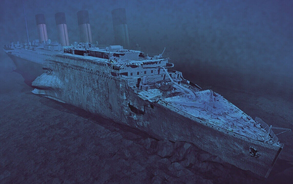 Титаник под водой