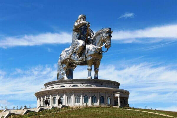 всадник на коне, памятник Чингисхана