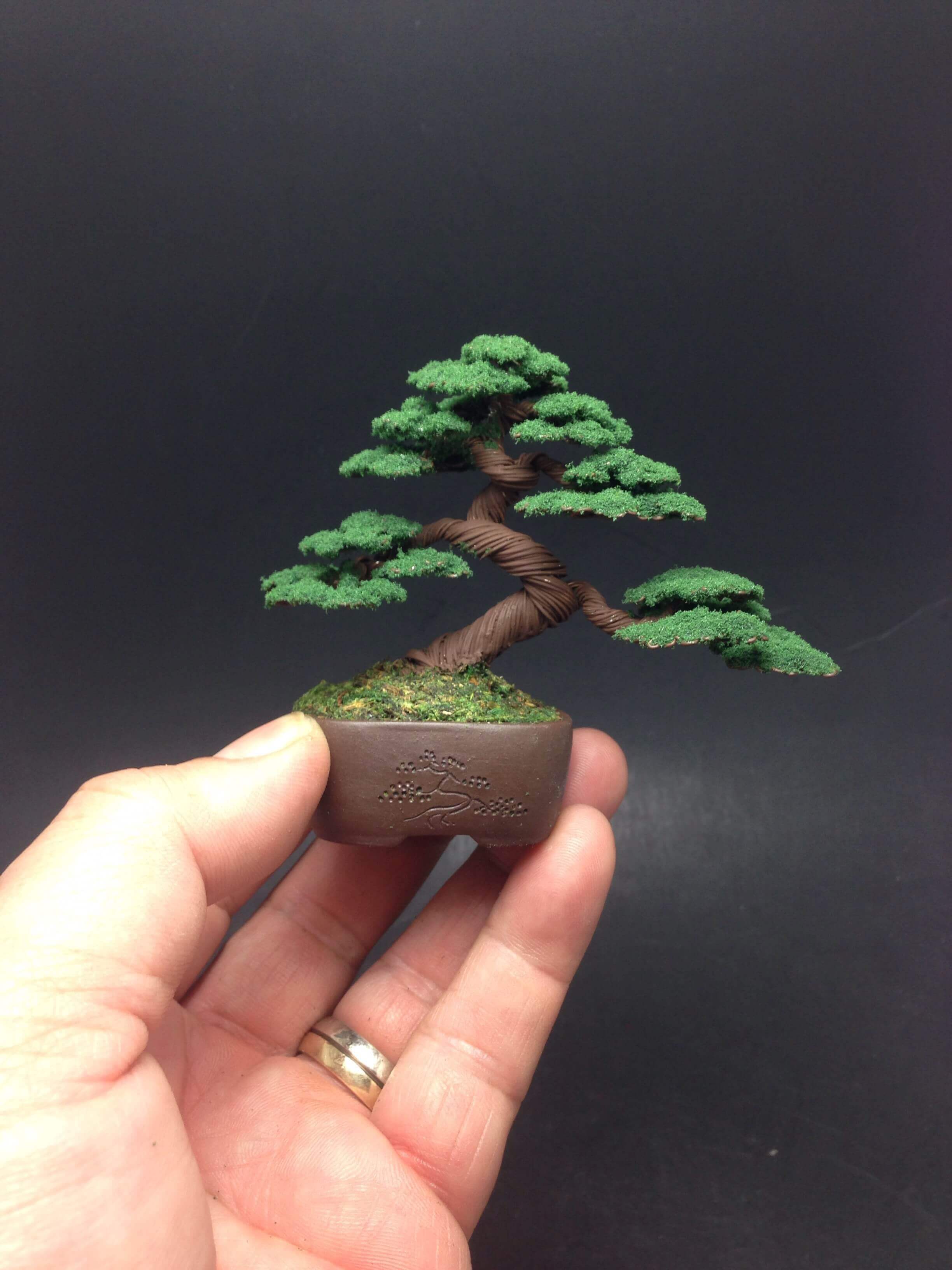 уникальные, искусственные мини-деревья в стилистике бонсай