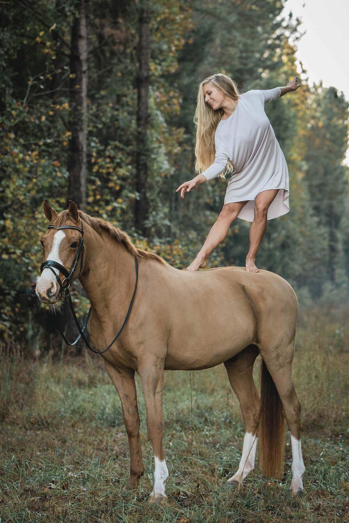 красивые фото лошадей и наездниц 