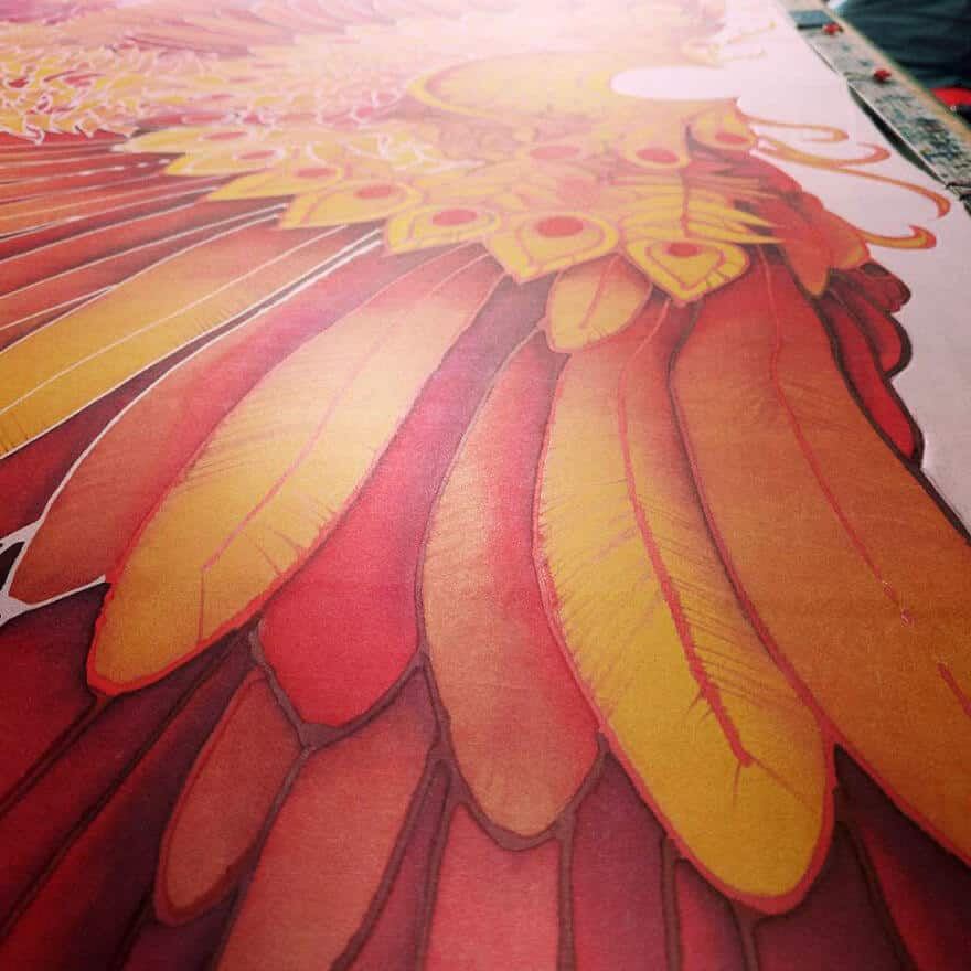 рисунок крыльев жар-птицы на летнем платке, шелковый шарф