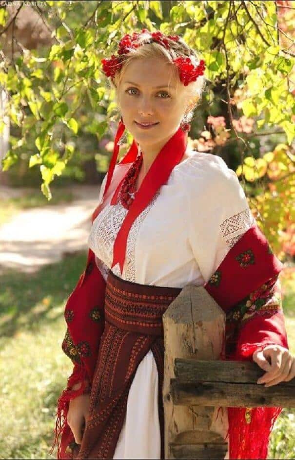 женщины в традиционных костюмах, Германия, фото 12