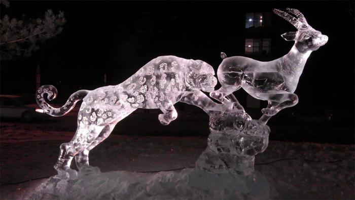 Невероятные ледяные творения скульптора Даррена Джексона
