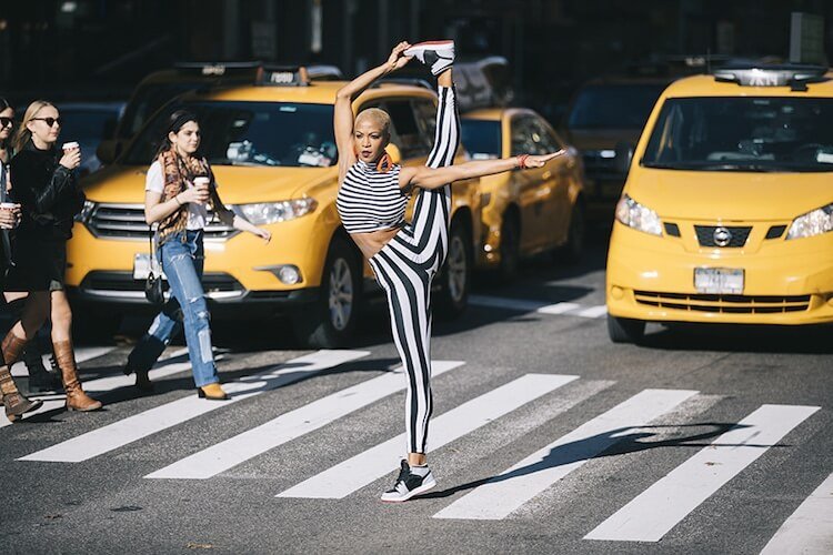 Танцоры балета на городских улицах, фото 10