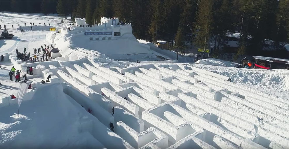 Самый большой в мире лабиринт из снега, фото 8